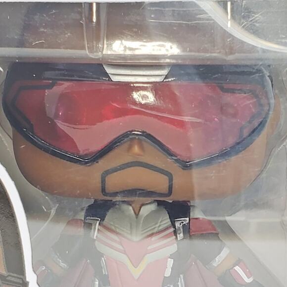 Marvel Falcon Funko Pop Vinyl - The Falcon and the Winter Soldier #812 NIB - Picture 3 of 15